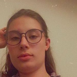 Meet your Posher, Oriana